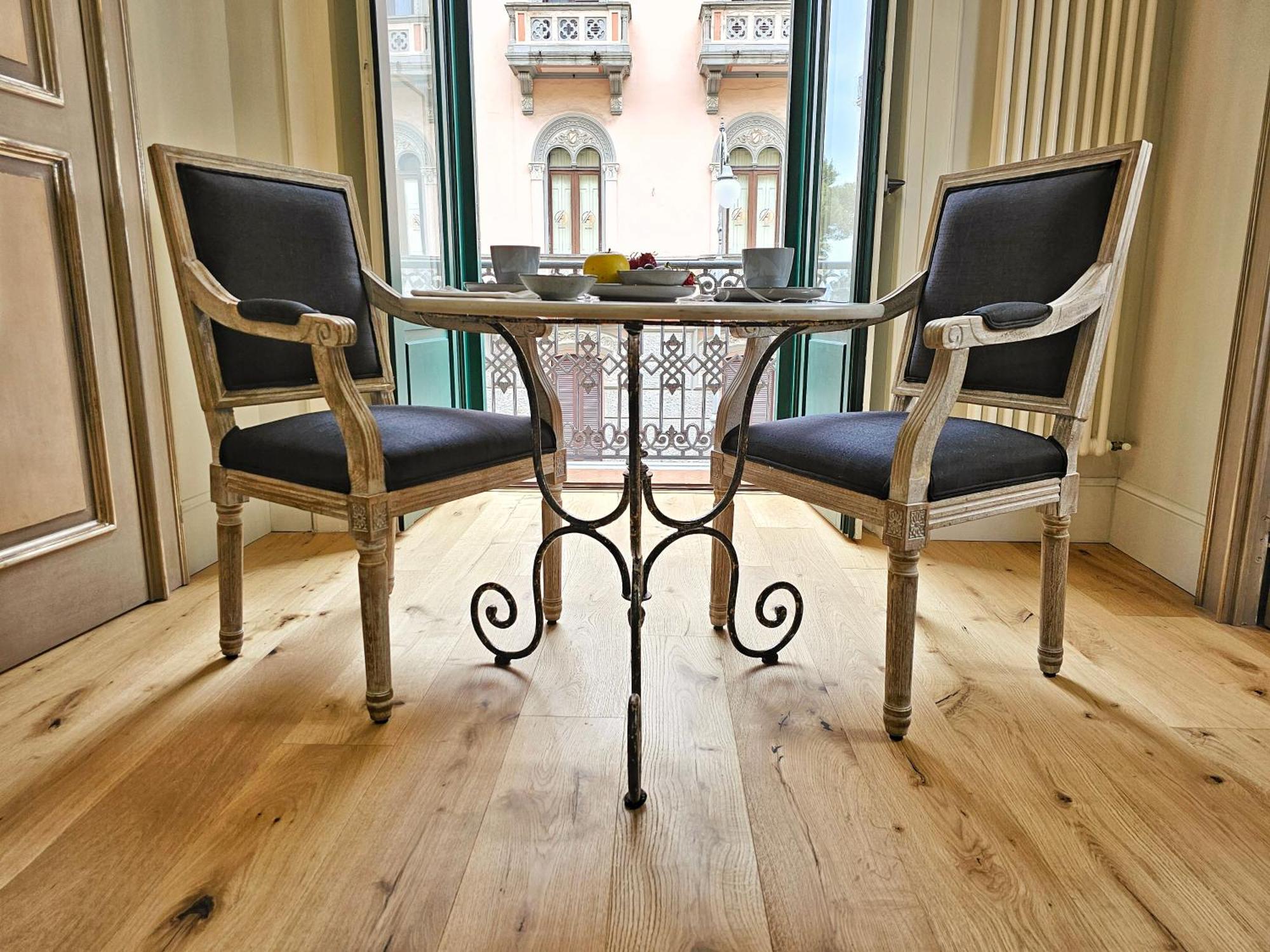 Porta Antica - Oldtown Apartment *